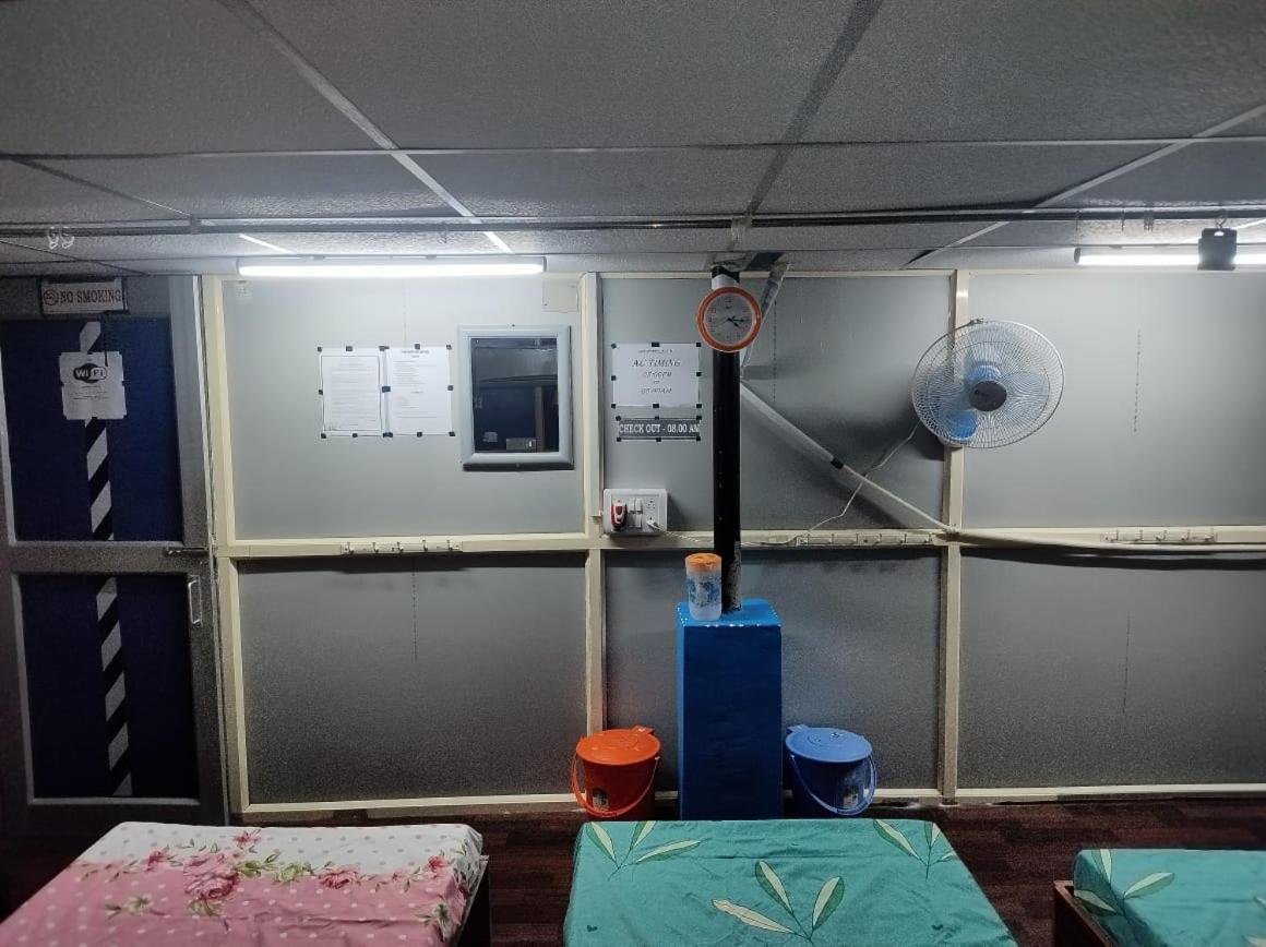 Rajeswari Ac Dormitory For Indian Males Only Port Blair Ngoại thất bức ảnh