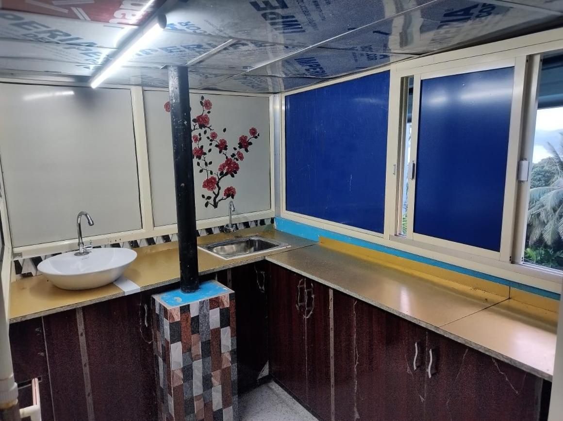 Rajeswari Ac Dormitory For Indian Males Only Port Blair Ngoại thất bức ảnh
